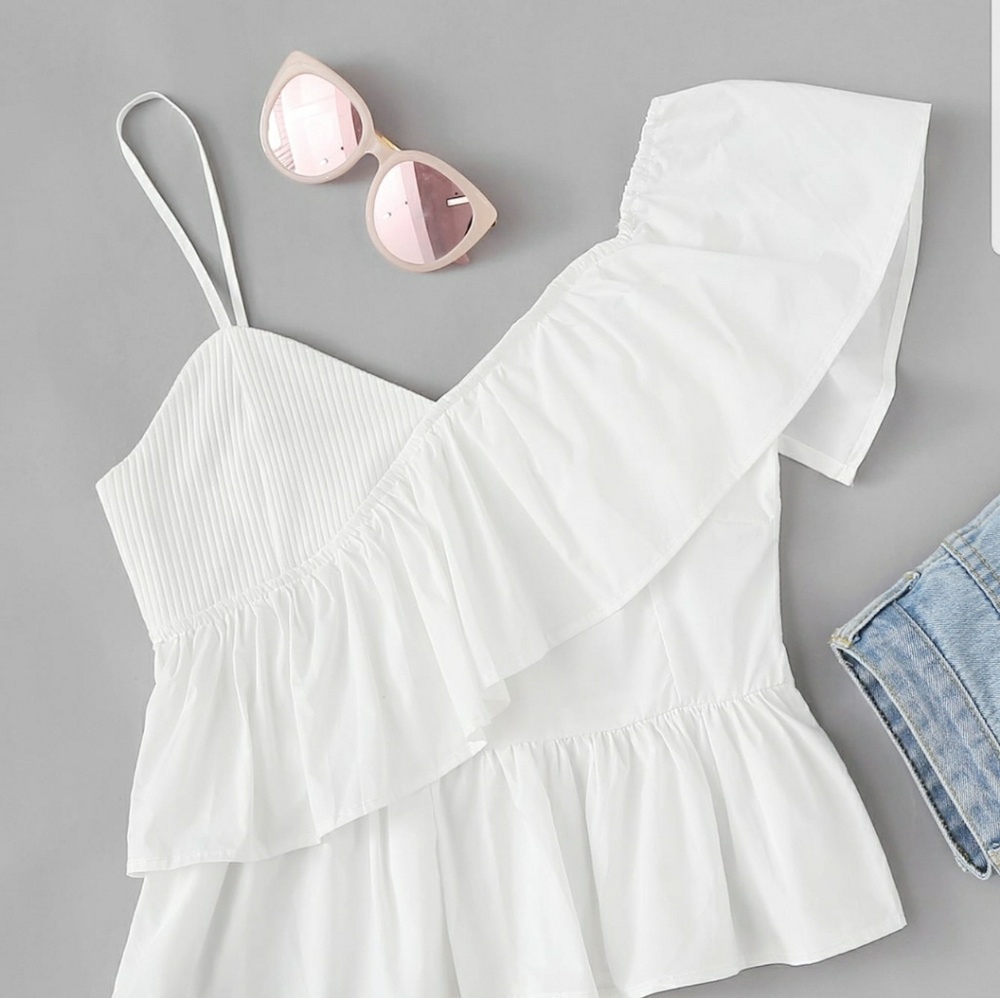 White ruffle trim asymmetrical shoulder crop top